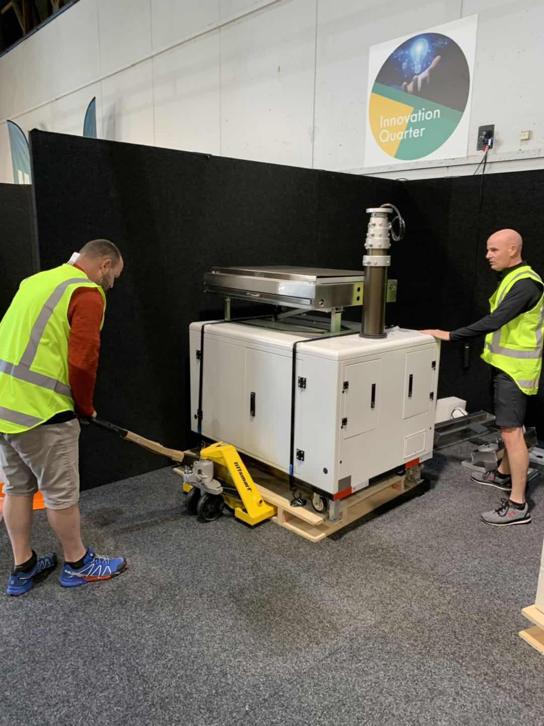 突破香港碼頭施工安防困境！友聯(lián)哨兵移動(dòng)太陽能監(jiān)控實(shí)力出圈